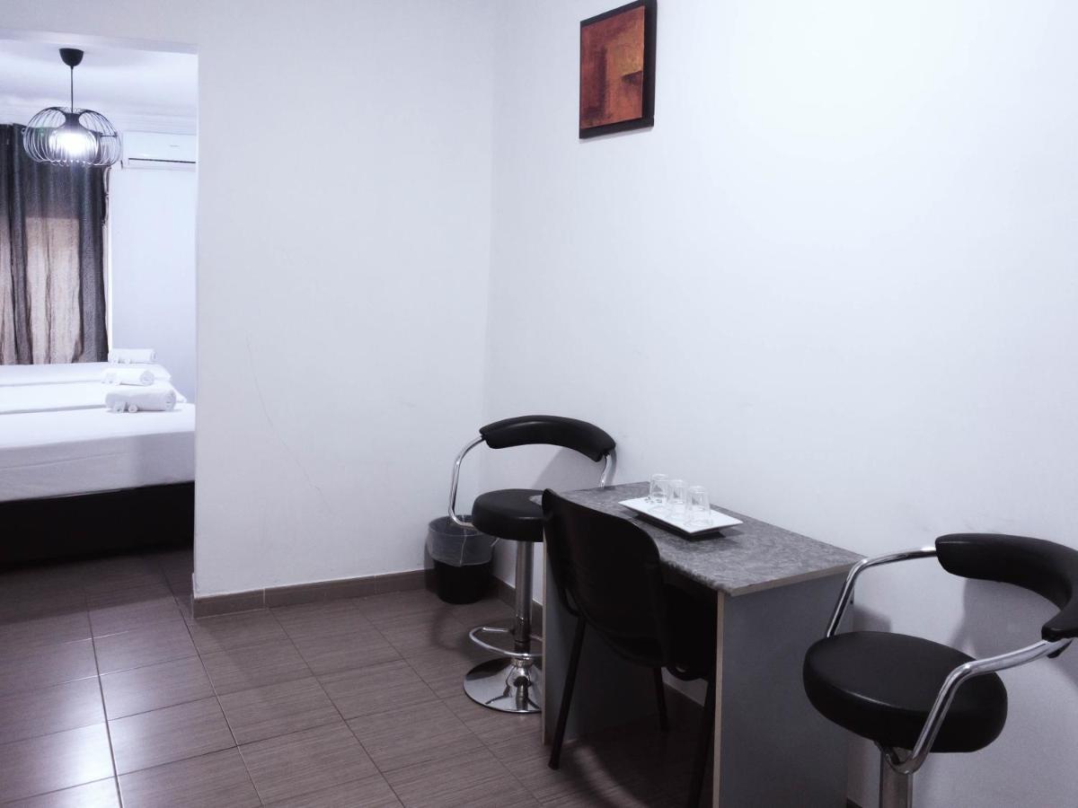 Hostal Andrea Madrid Kültér fotó