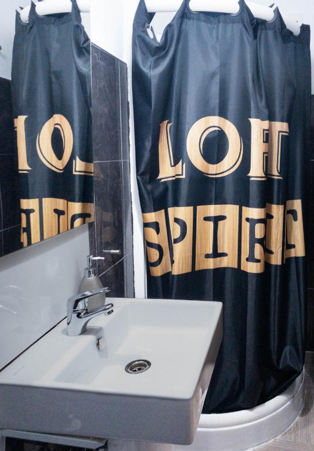 Hostal Andrea Madrid Kültér fotó